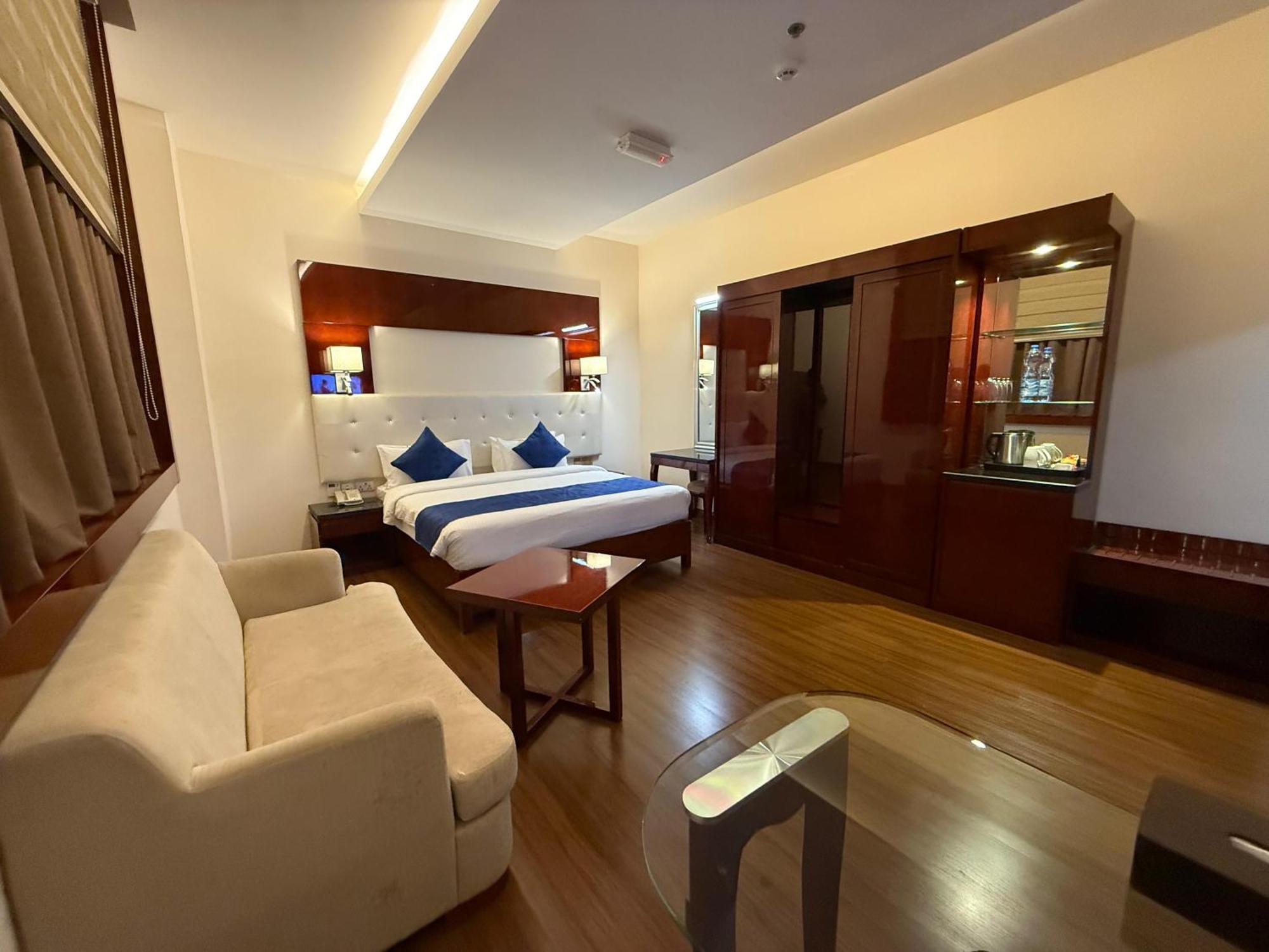 מלון מוסקט Golden Tulip Headington מראה חיצוני תמונה